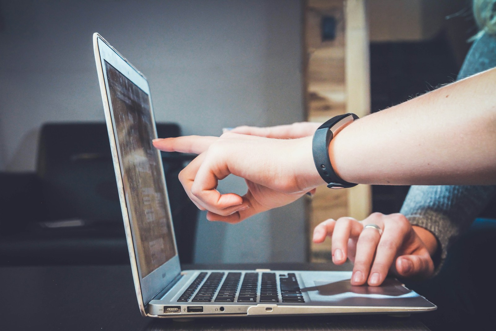 Avukat Hukuk WordPress Teması demo görseli